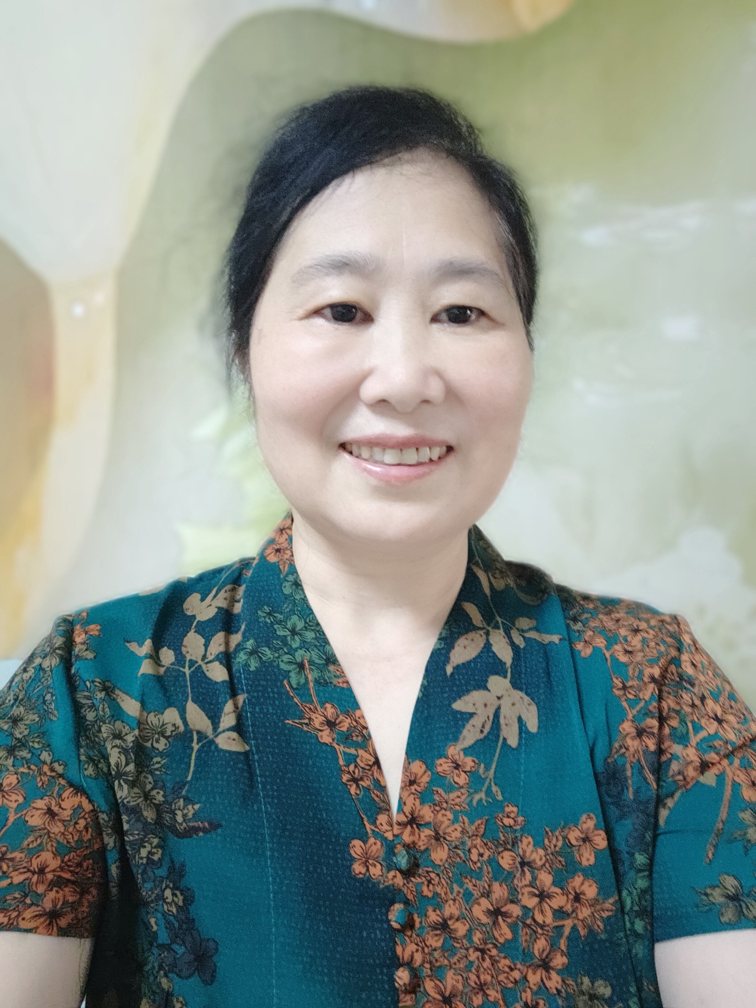 阿姨照片