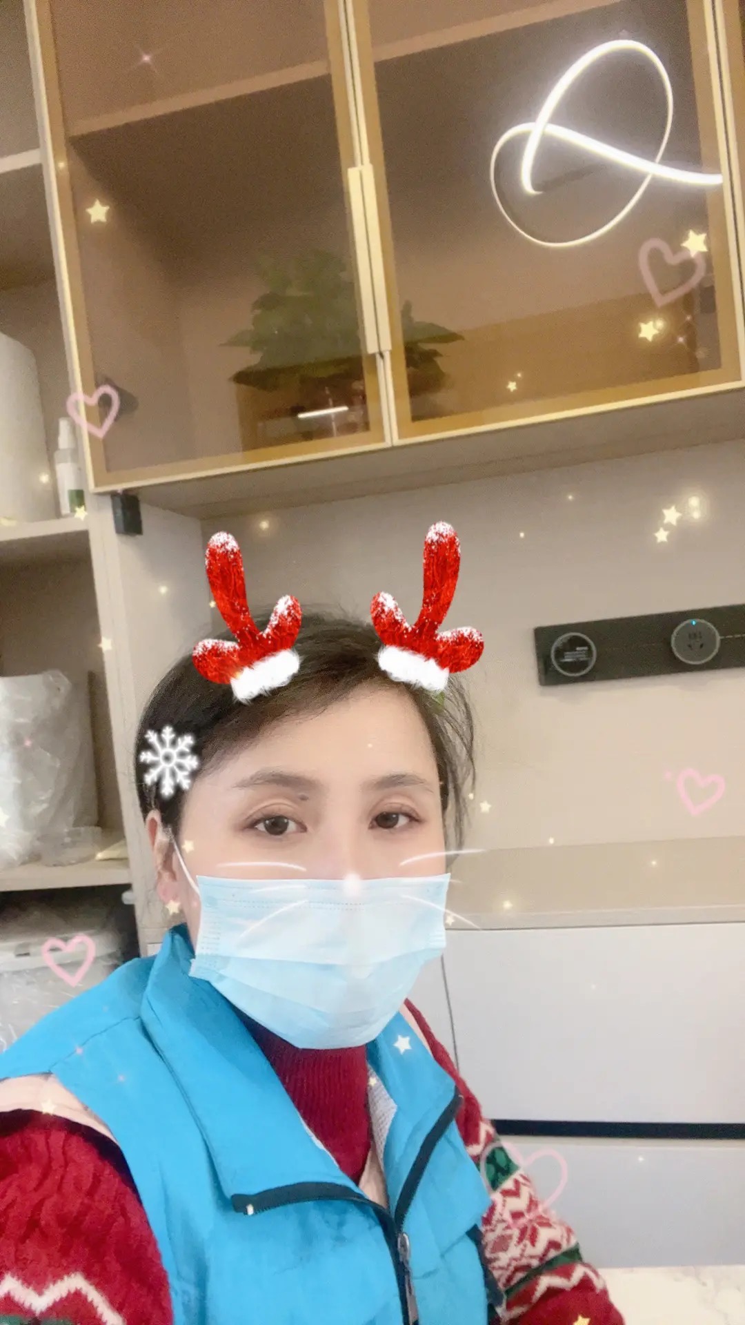 阿姨资料照片
