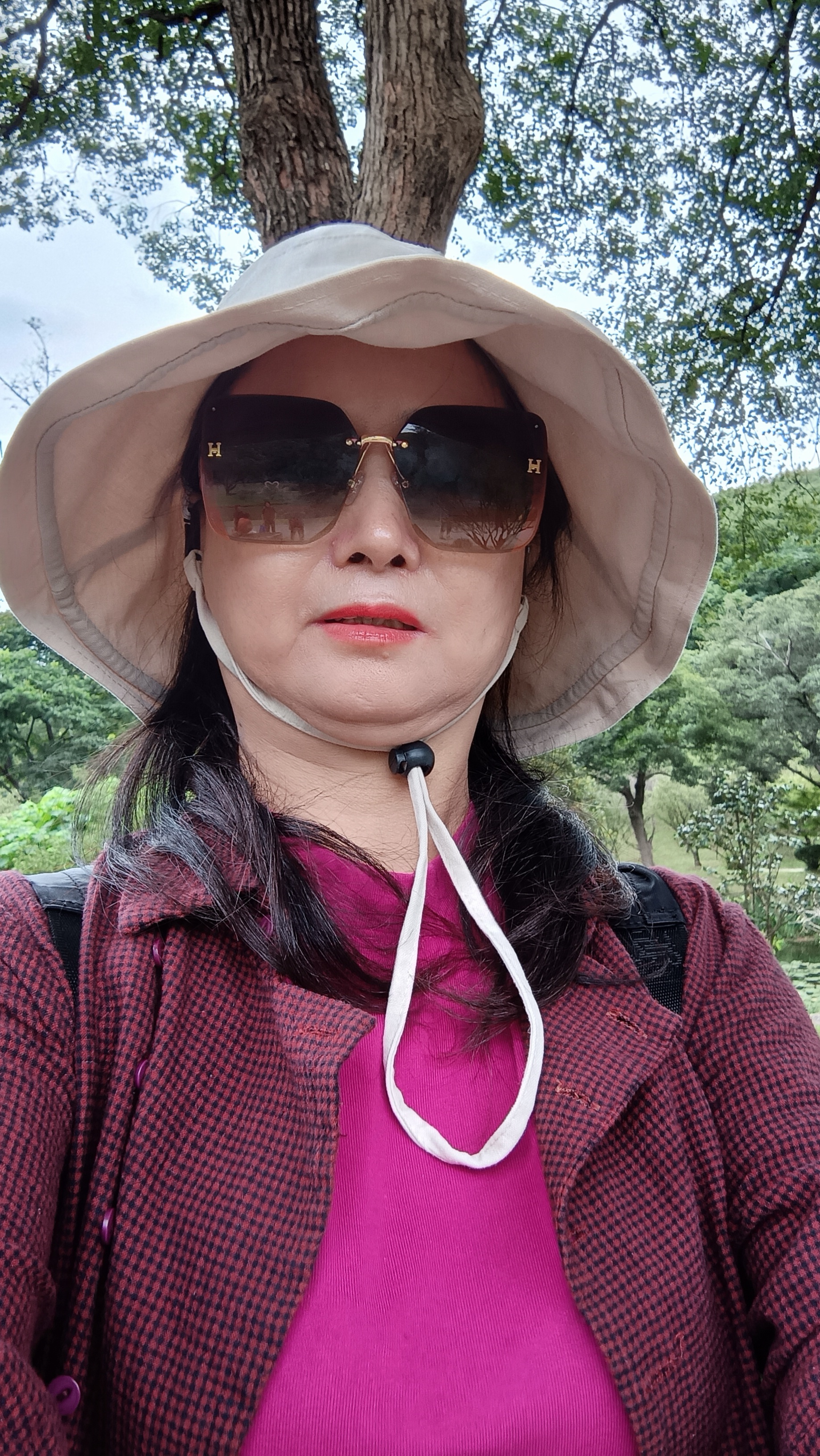 阿姨照片