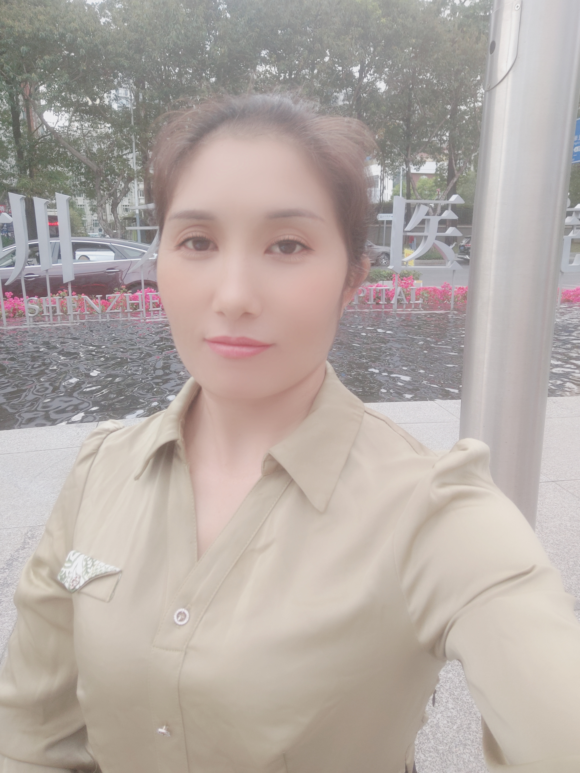 阿姨资料照片