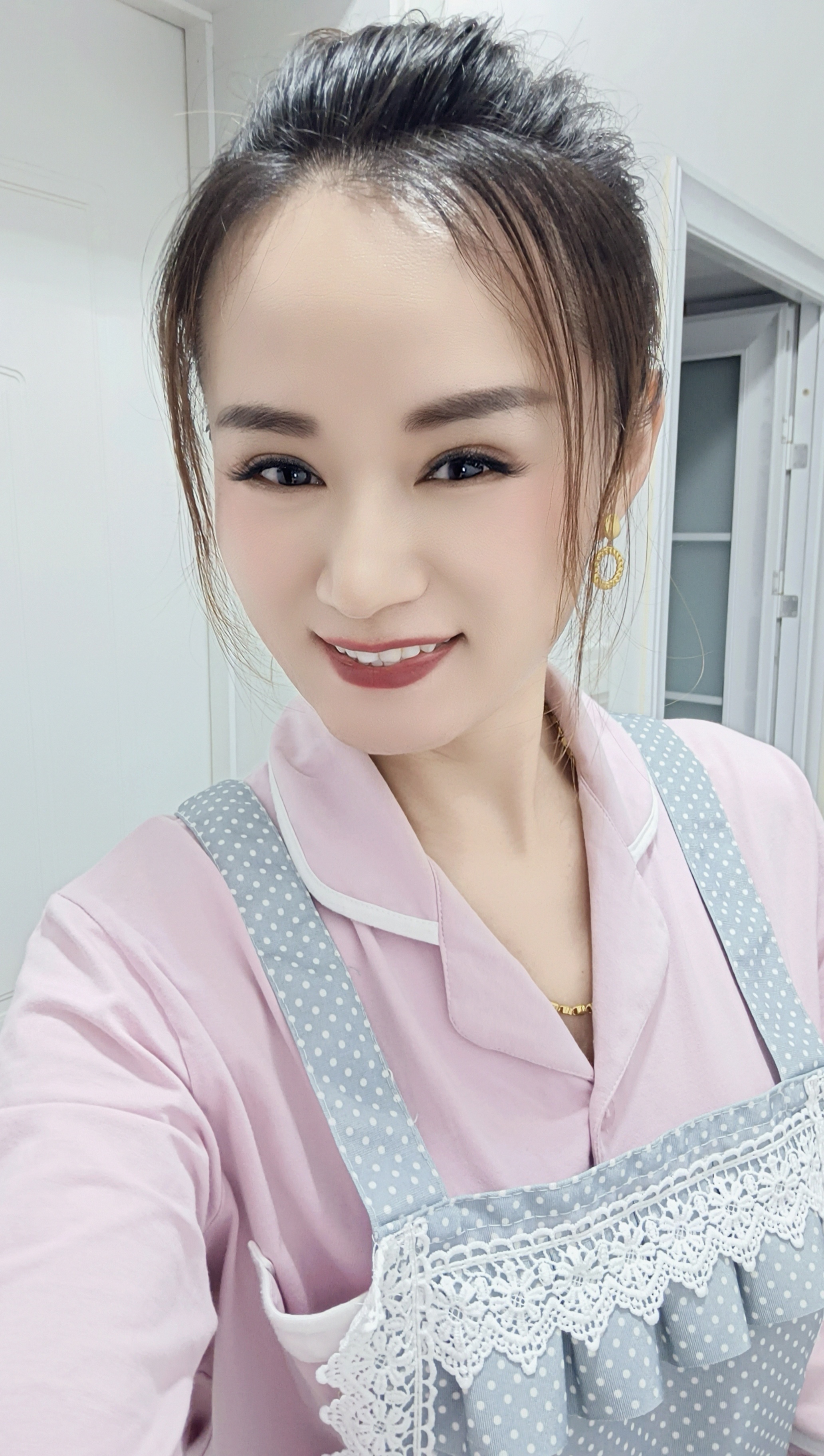 阿姨照片