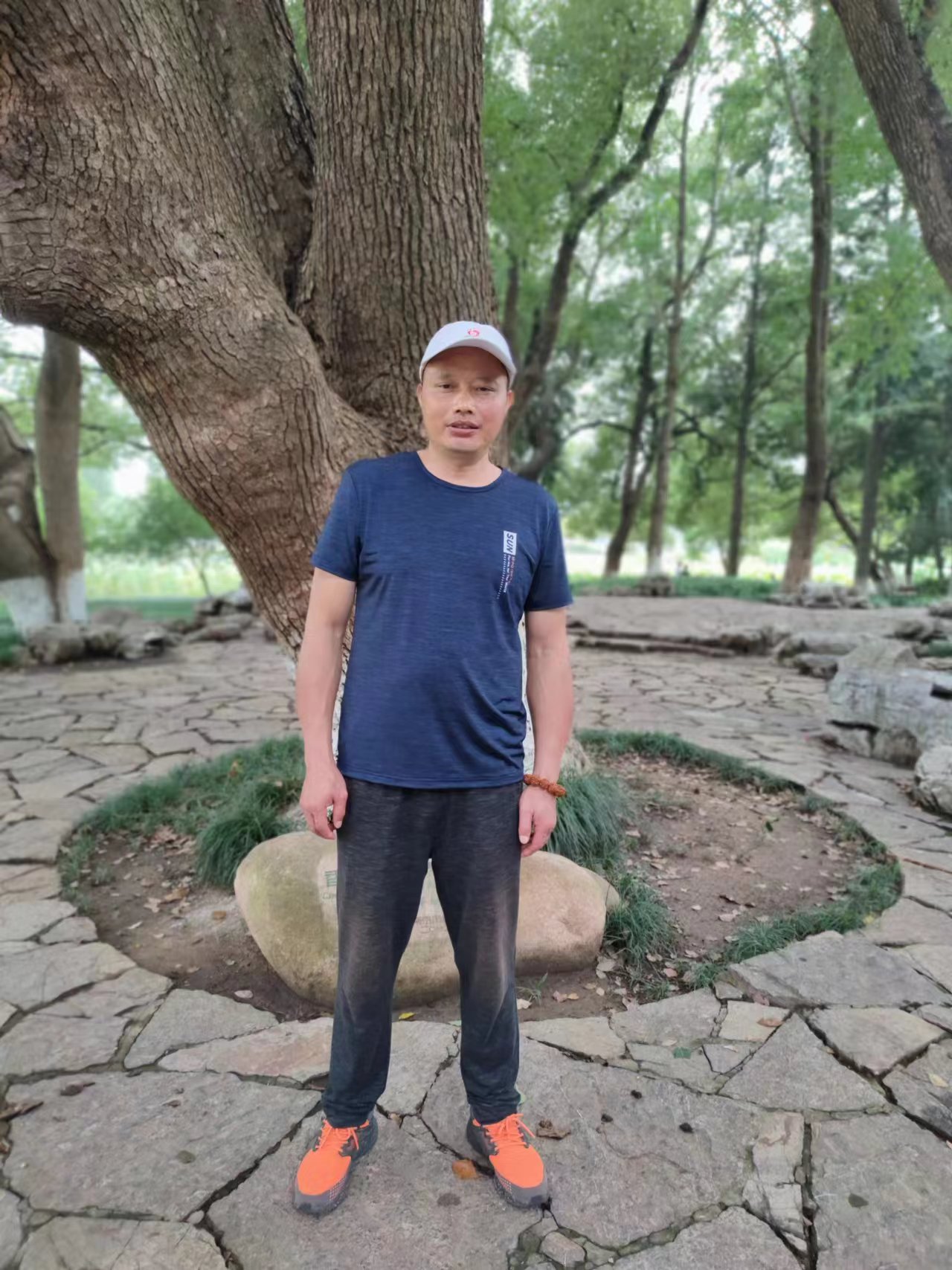 潘护工照片