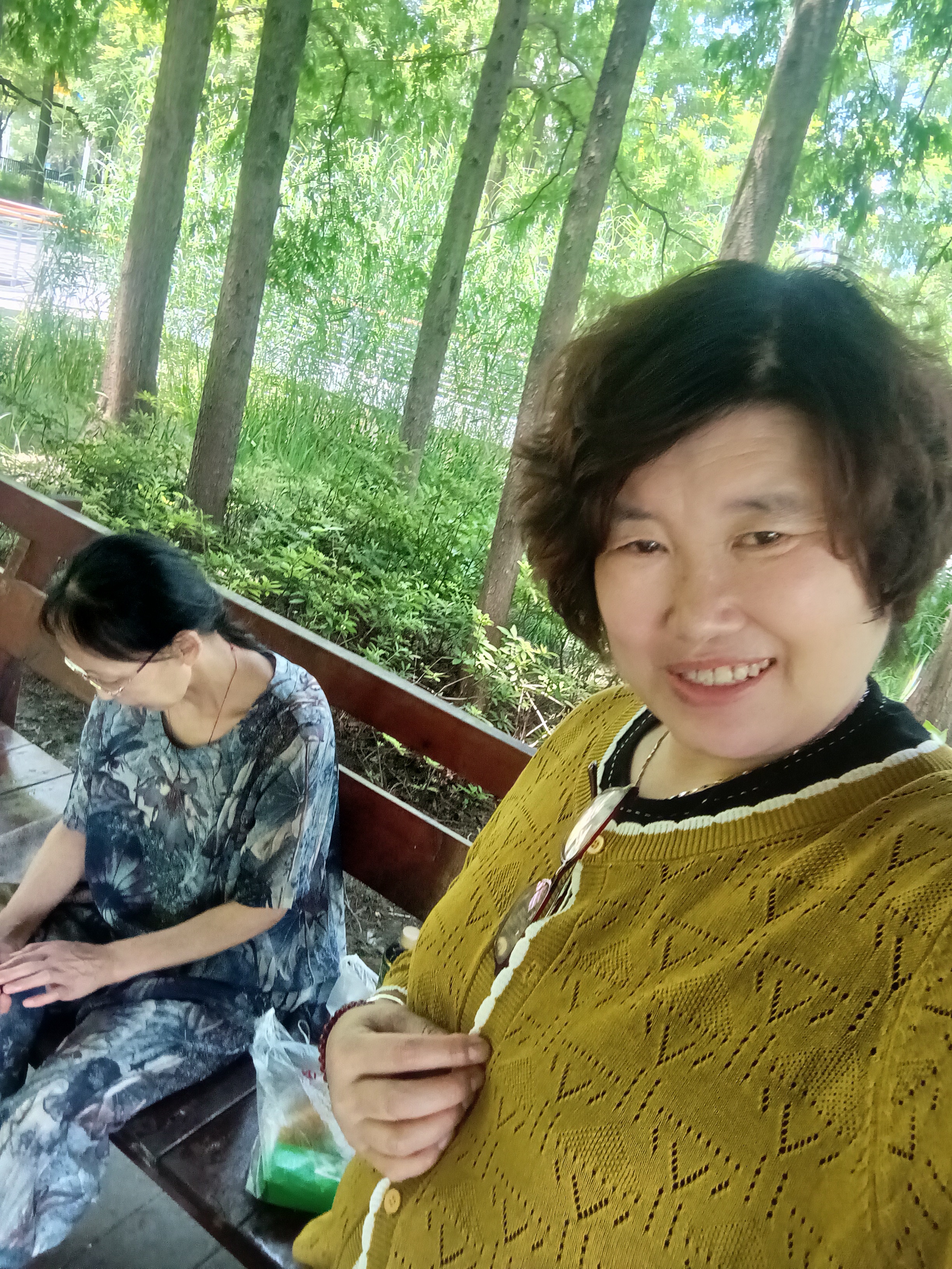 阿姨照片