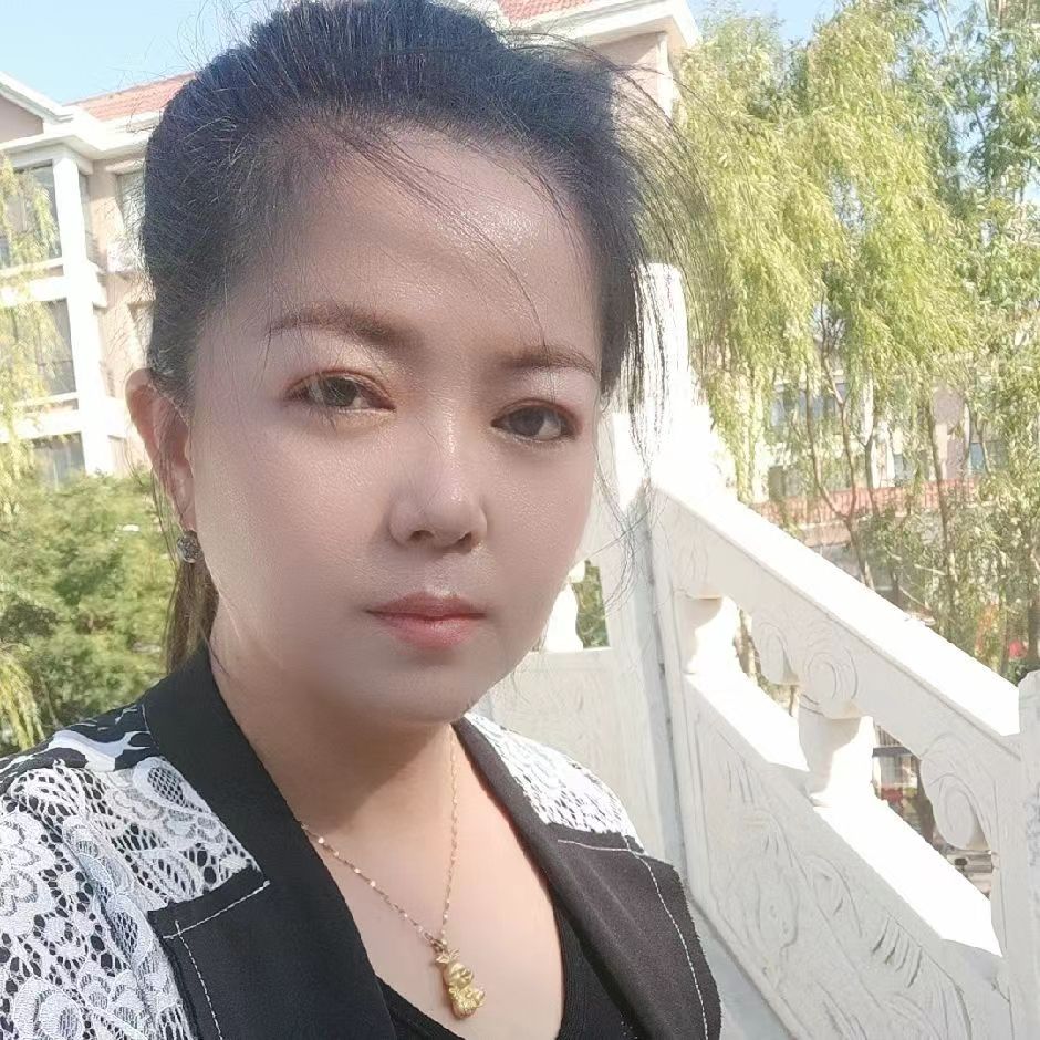阿姨照片