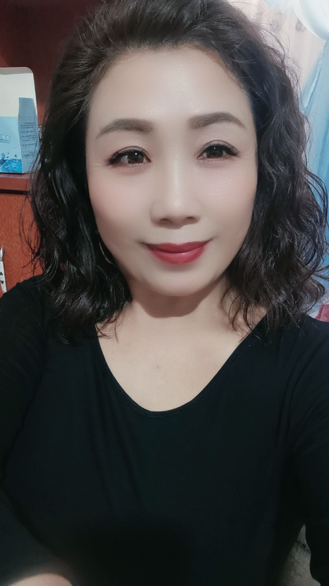 阿姨资料照片