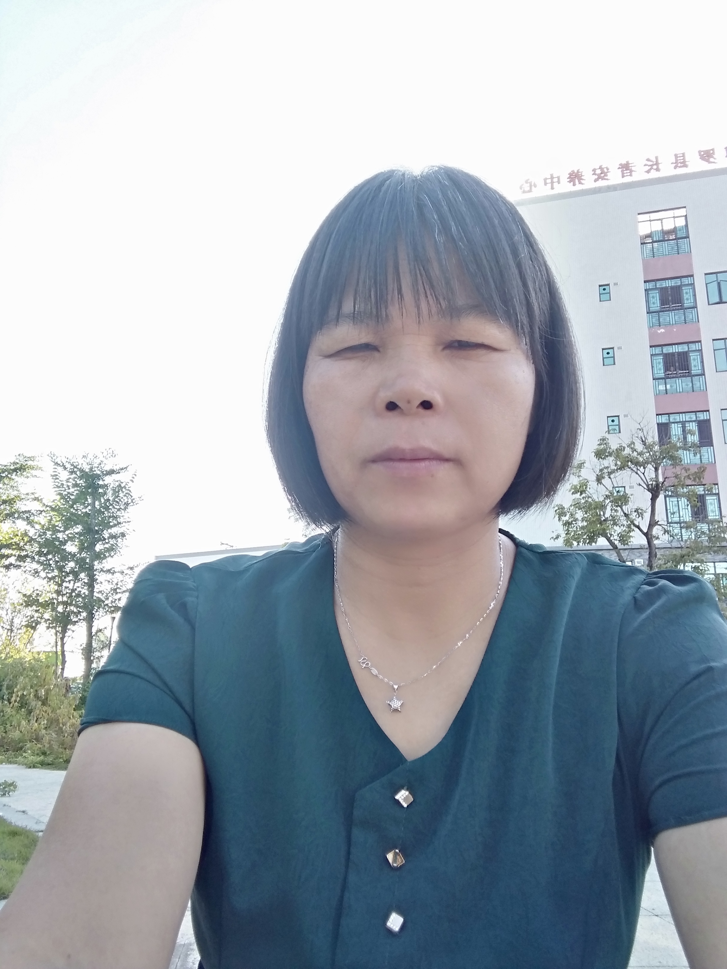 阿姨资料照片
