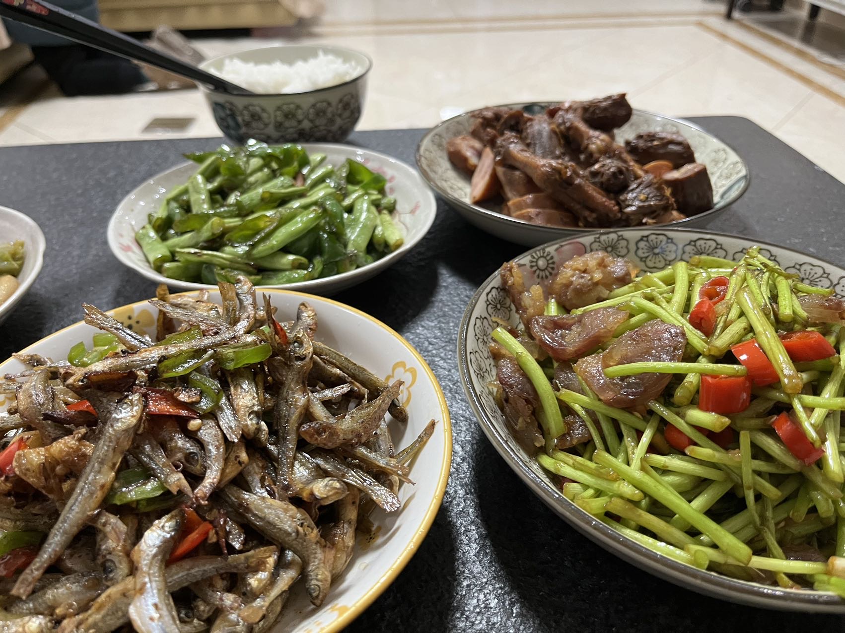 张阿姨照片
