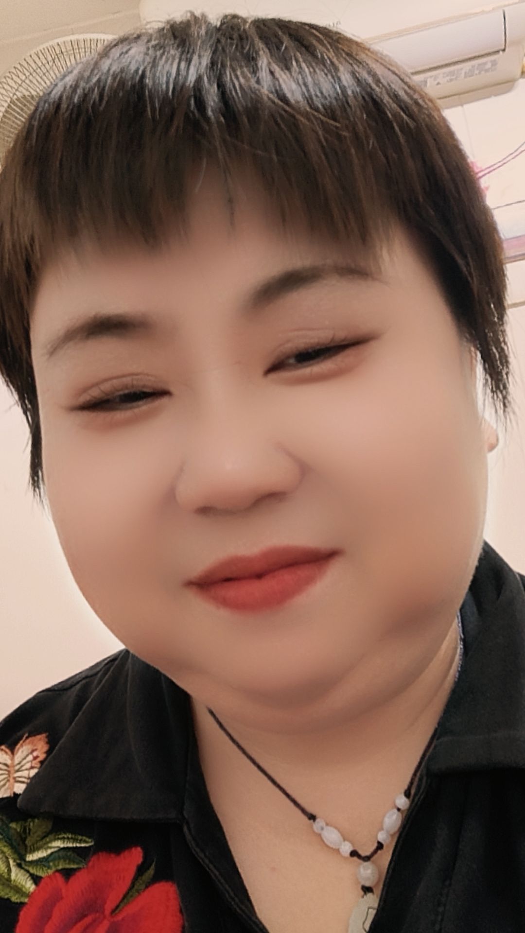 韩阿姨照片