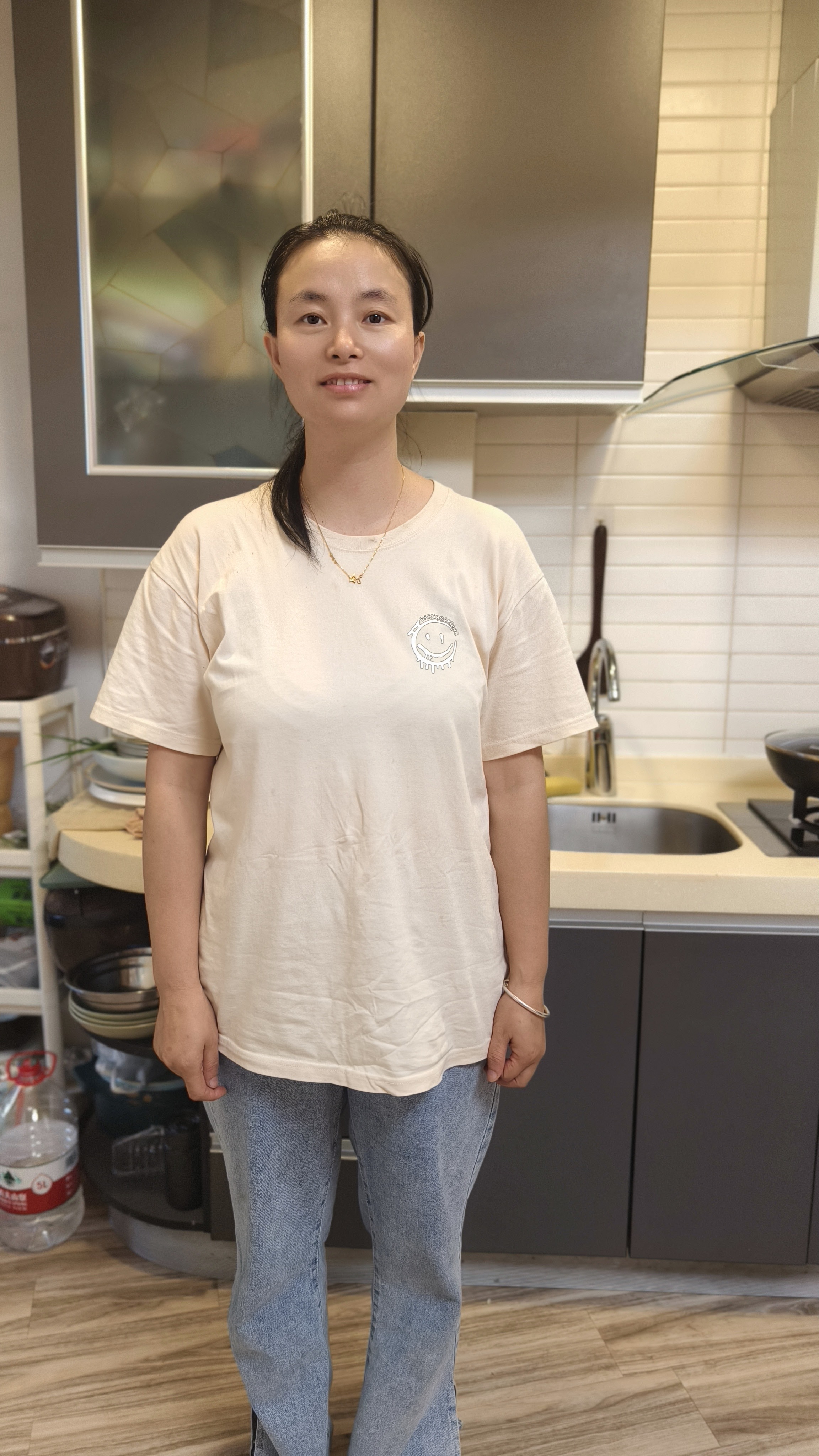 阿姨照片