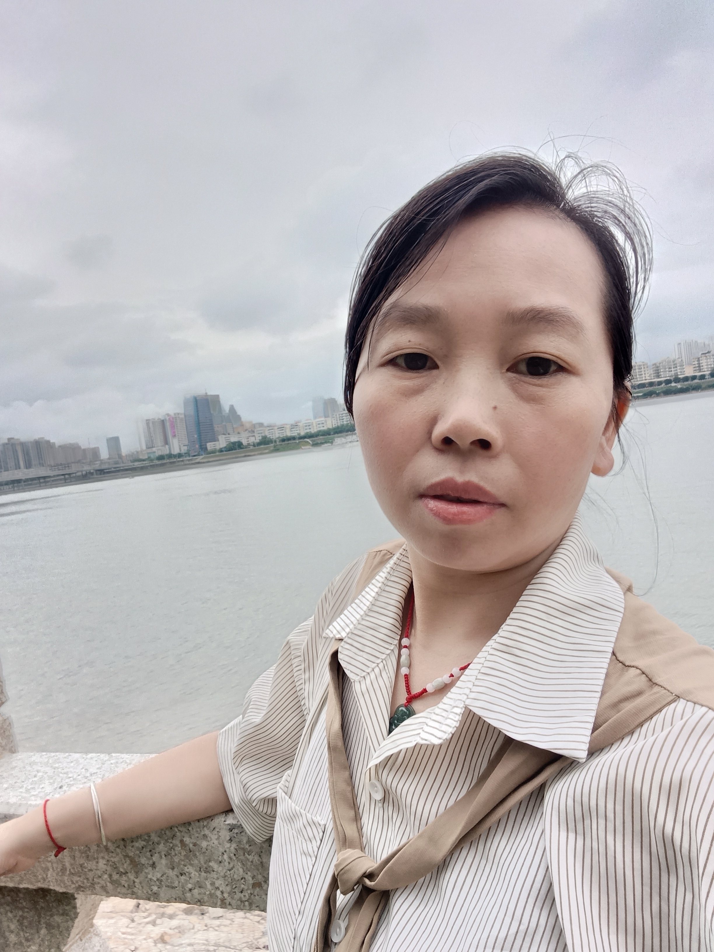 阿姨资料照片